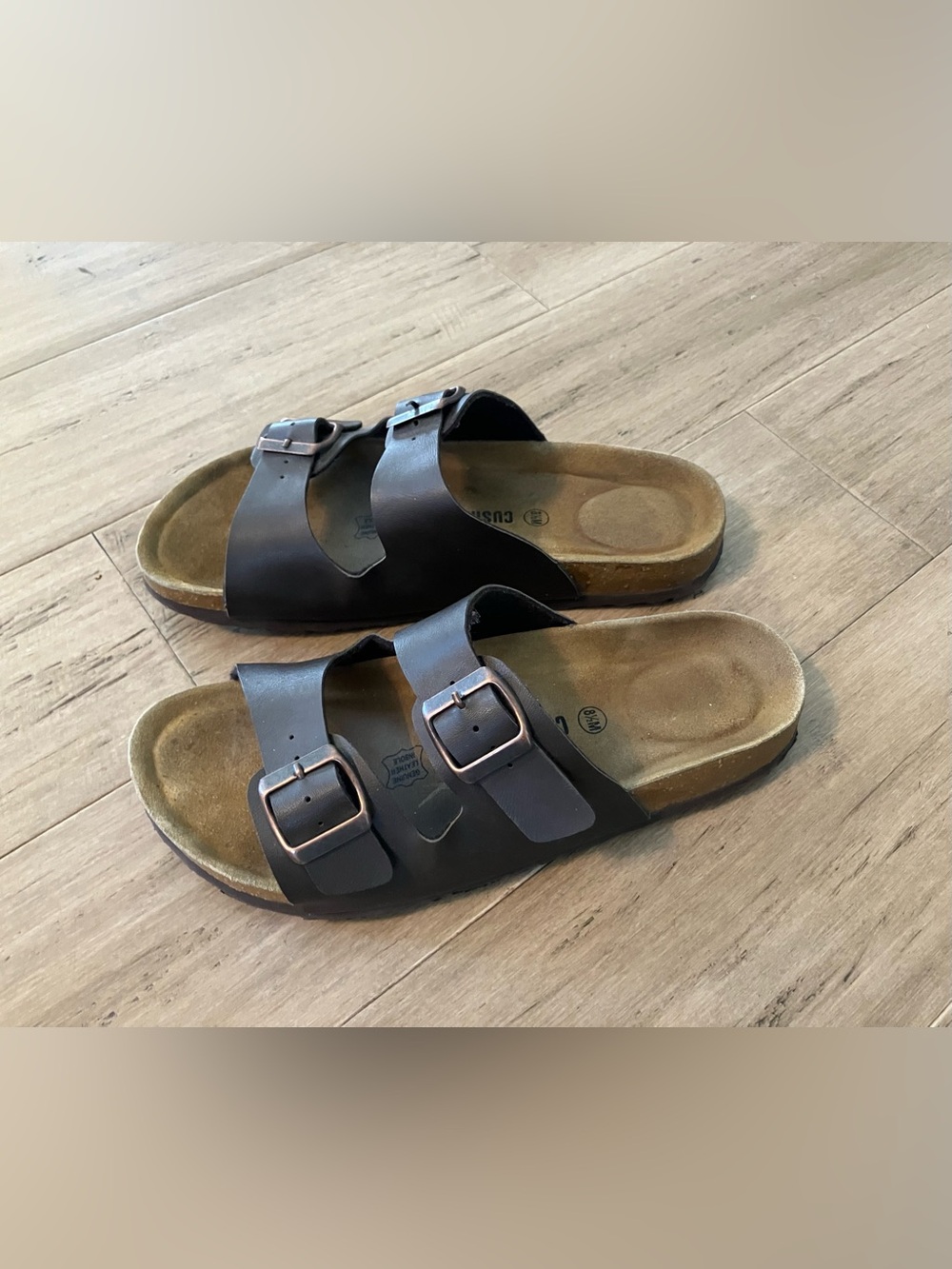 Cushionaire brown leather insole women’s two buckle sandals. Size 8.5
